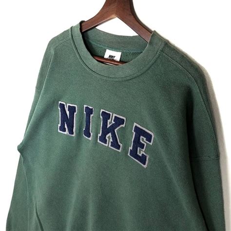 nike sweater design.